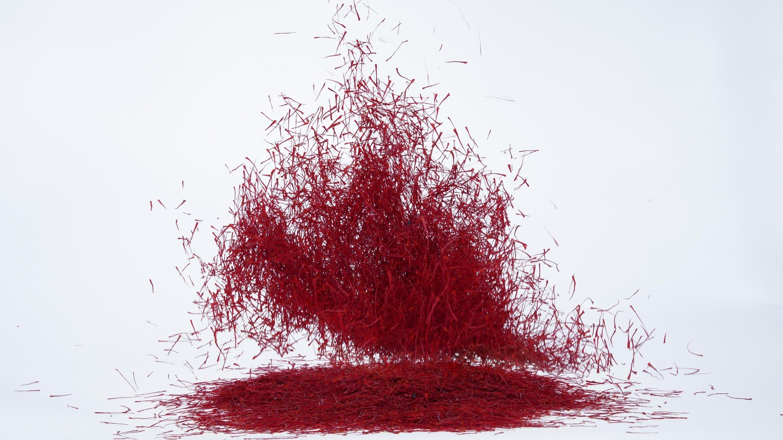 Premium saffron threads